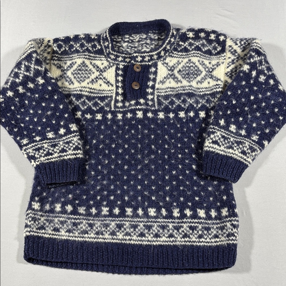 Norwegian-style Hand Knit Wool Sweater Unisex size Large?